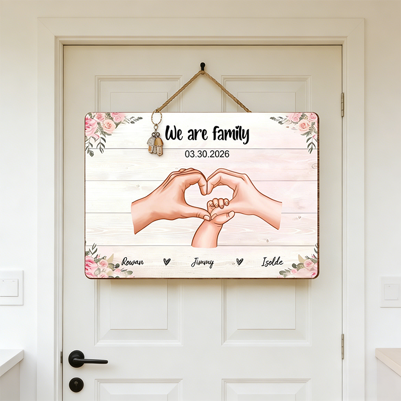 Customizable Family Name Sign, Personalized Wooden Door Hanger, Wall Decor for New Parents, Wedding, Housewarming