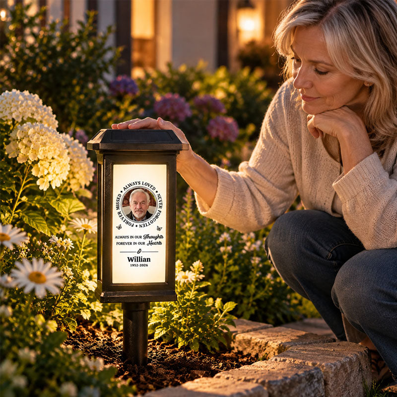 Personalized Solar Garden Memorial Lights, Engraved With Always Remembered, Custom Photo and Name, Sympathy Garden Decor, Meaningful Condolence Gift for Family and Friends