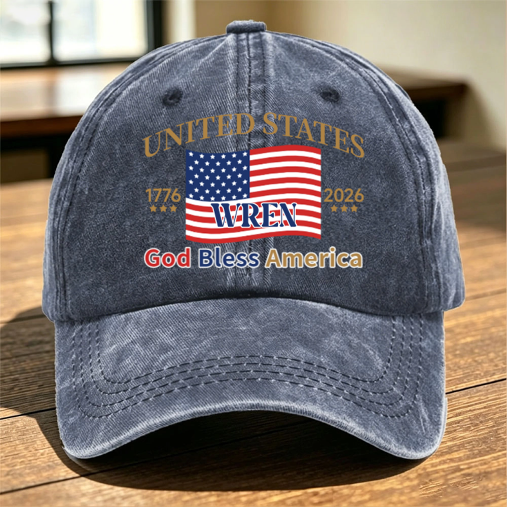 Retro Washed Baseball Cap With an American Flag Design, Suitable For Both Men and Women, A Perfect Independence Day Gift For Friends, Family, and Veterans.