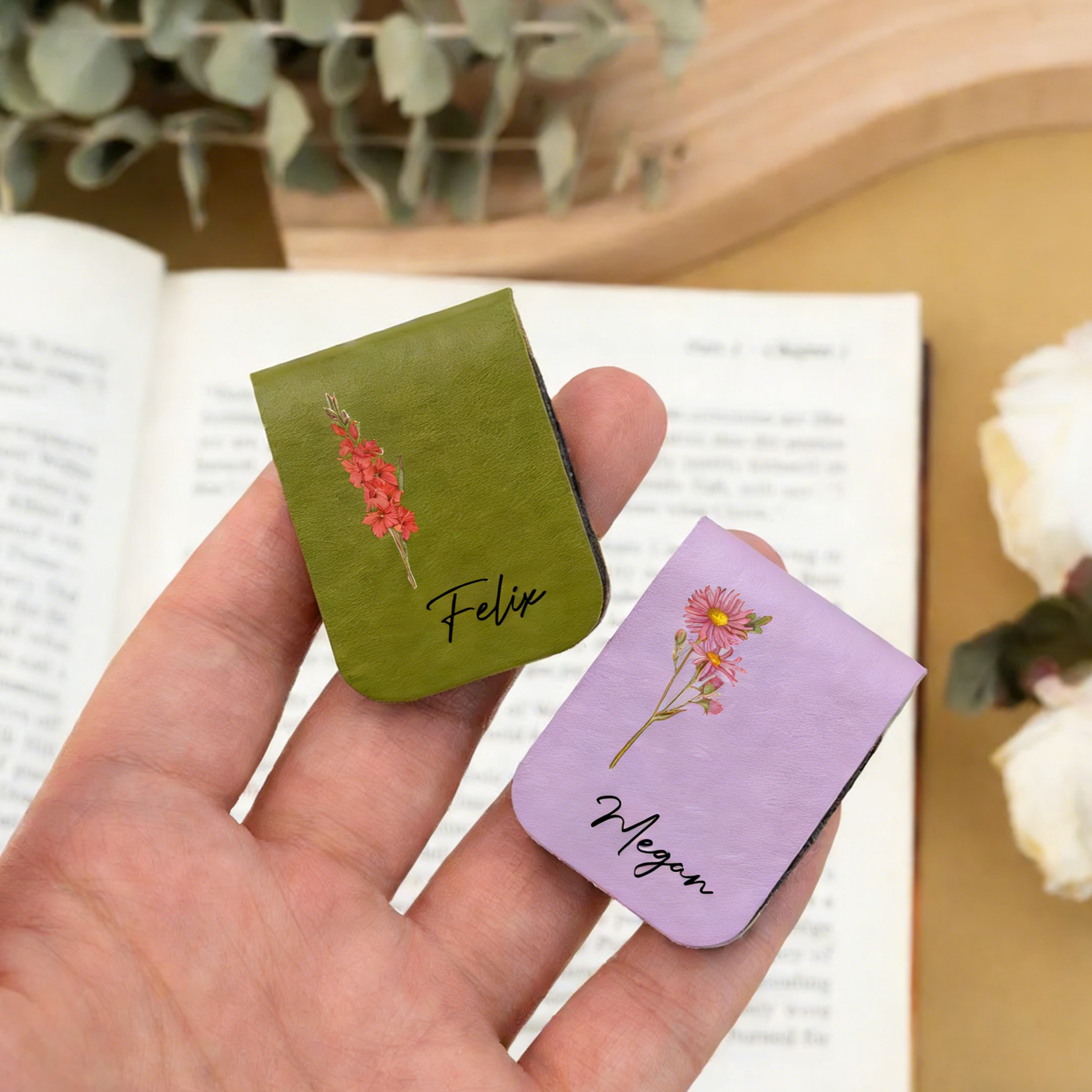Personalized Birth Flower Magnetic Bookmark, Gift for Book Lovers, Perfect for Birthdays, Holidays, Special Occasions