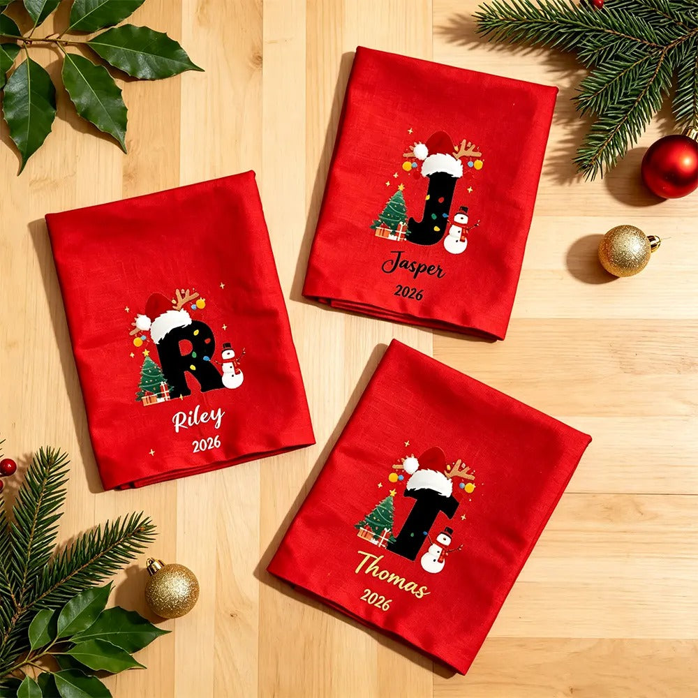 Christmas Snowman Initial Personalized Cloth Napkins, Custom Holiday Dinner Napkins for Family & Friends