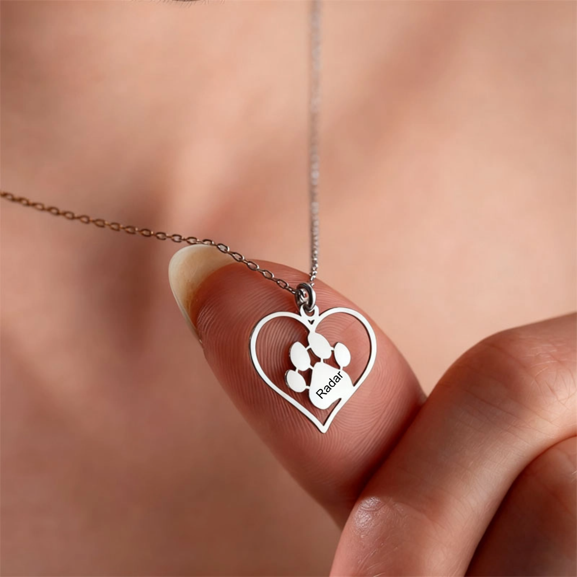 18K Gold Plated Dog Paw Print Heart Necklace, Custom Pet Name Engraving, Personalized Memorial Jewelry for Dog Lovers, Birthday and Anniversary Gift