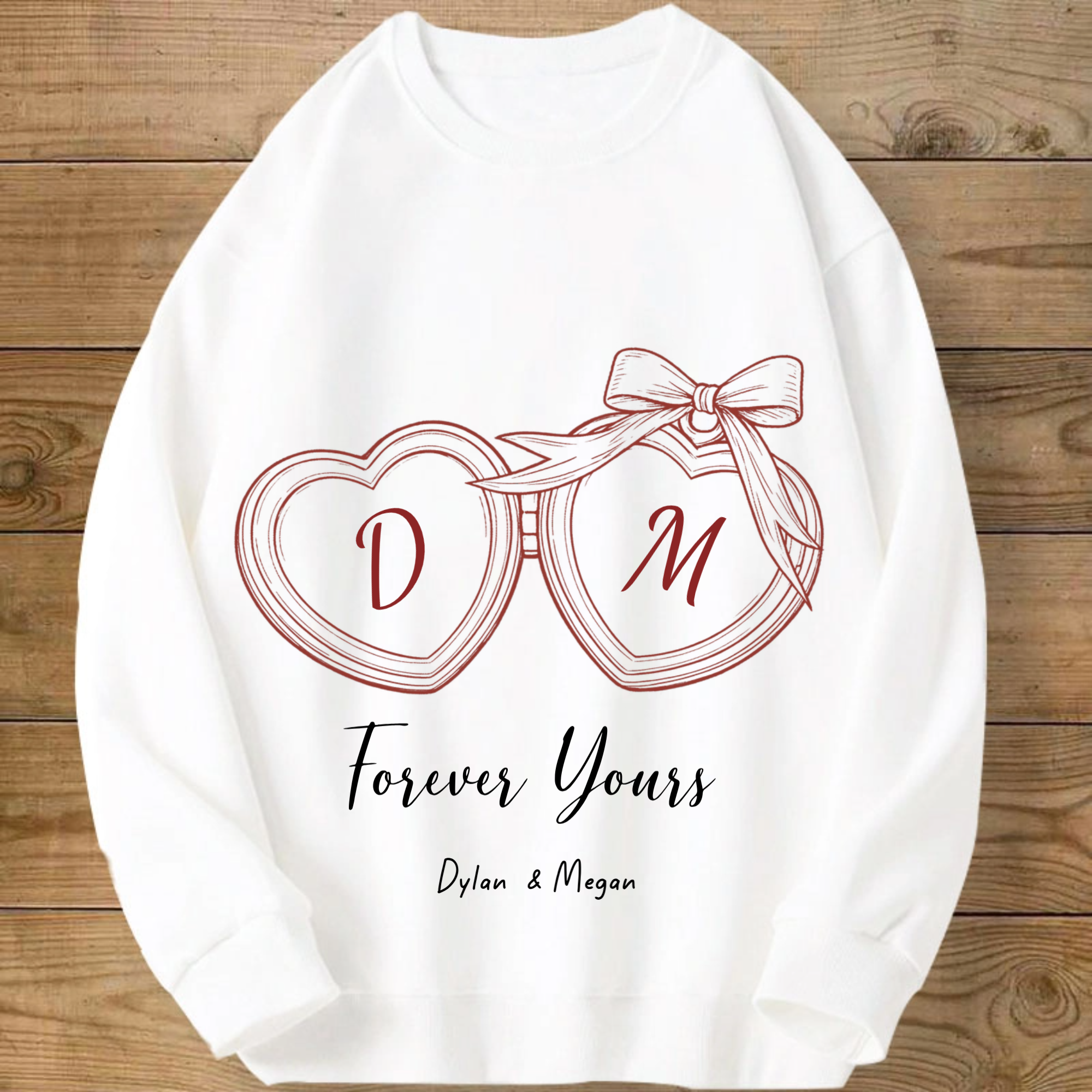 Personalized Heart Sweatshirt, Unisex Gift for Couples, Perfect for Valentine’s Day, Anniversary, Romantic Occasion