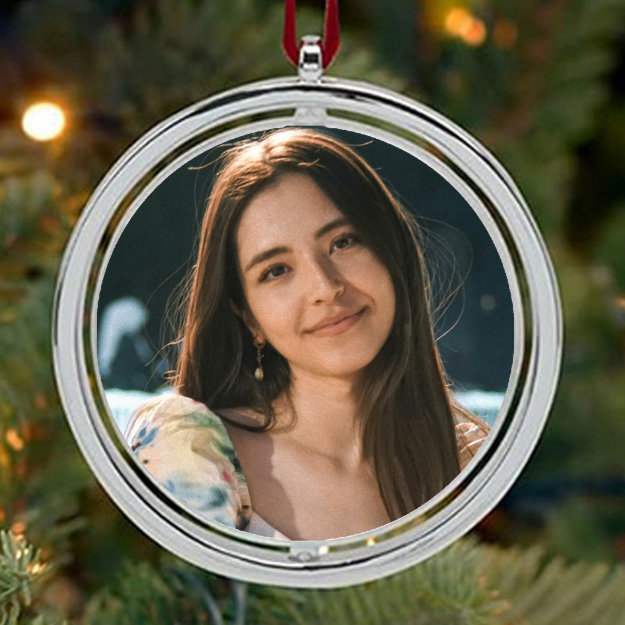 Upload Any Photo Christmas Ornament, Gift for Family, Couples, Christmas Lovers, Perfect for Christmas Tree Decoration, Holiday Party Favors, New Year Gift