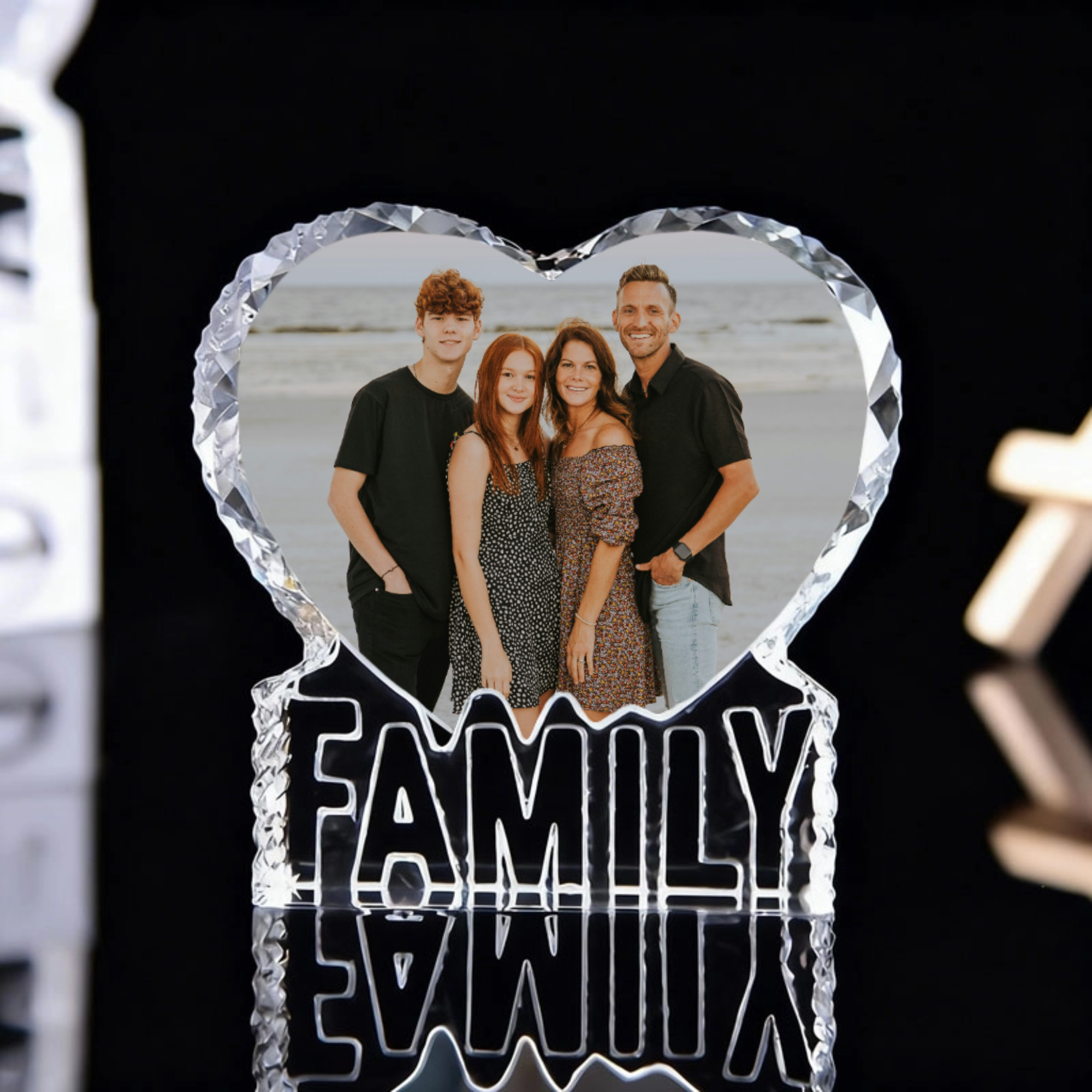 FAMILY Heart-Shaped Crystal Photo Keepsake, Gift for Parents, Grandparents, Perfect for Christmas, Weddings, Family Reunions