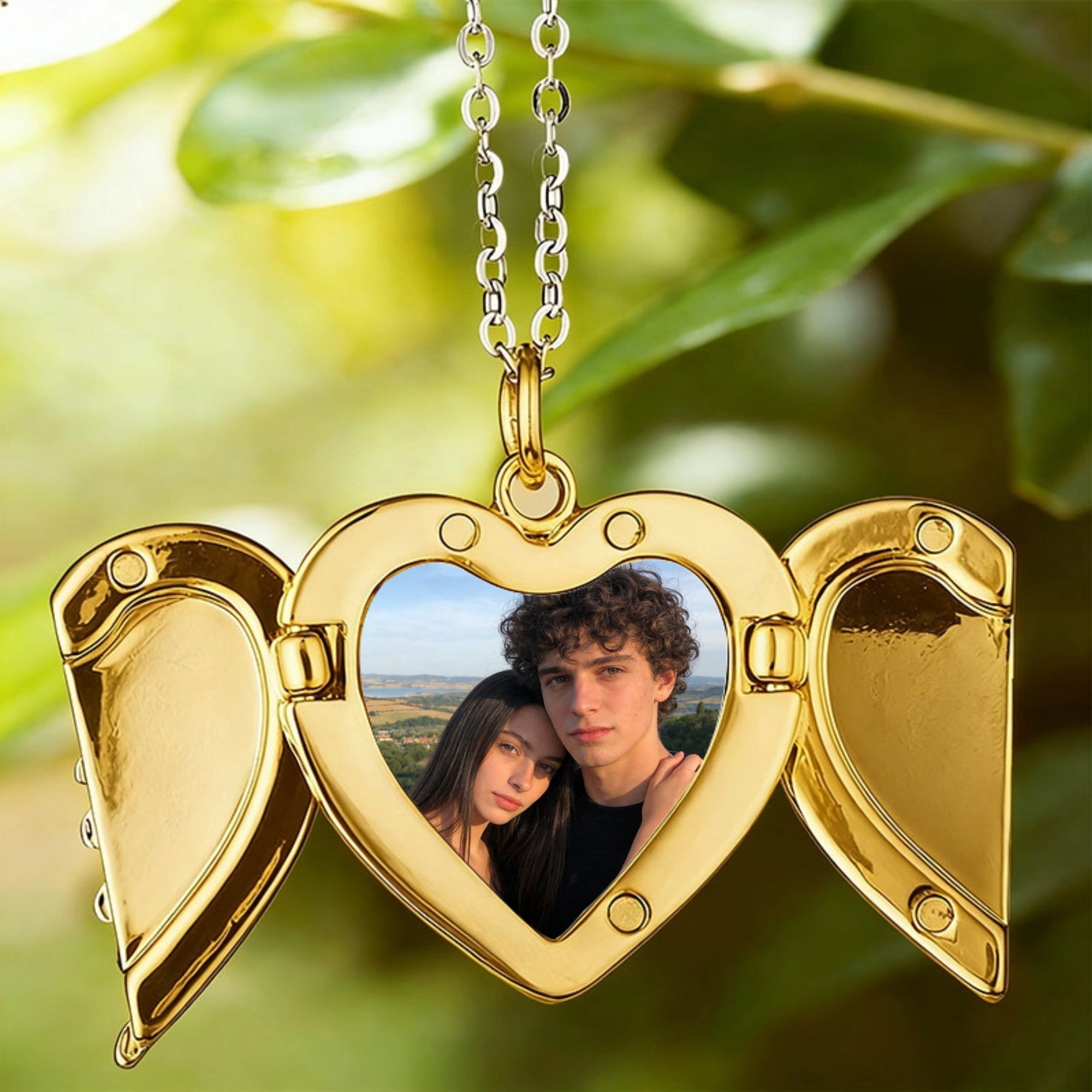 Heart-Shaped Photo Locket with Angel Wings, Gift for Lovers, Mom, Pet Owners, Perfect for Anniversary, Valentine's Day, Mother’s Day